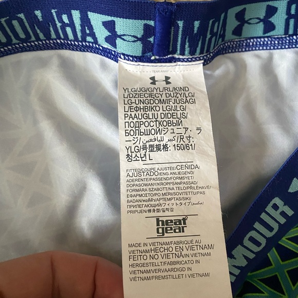 UNDER ARMOUR Girls Large YLG HeatGear Cropped Capri Stretch Pants - Picture 8 of 12